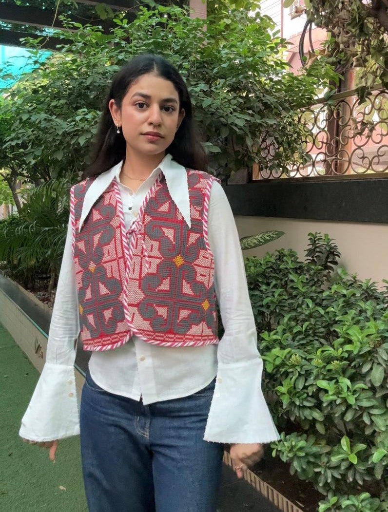 01- Kantha Cross Stitch Vest